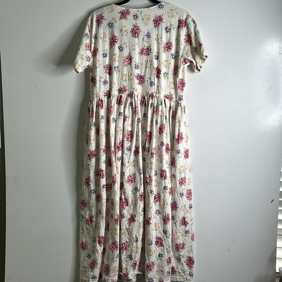 Erica vantage floral midi dress side pockets quarter button size M ivory red - Picture 7 of 9